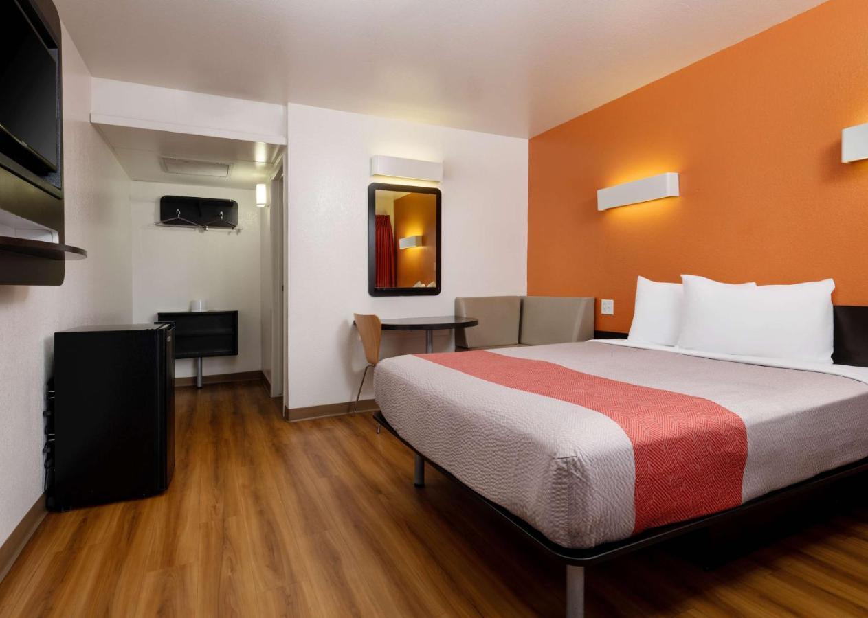 6-pismo Beach, Ca Hotel