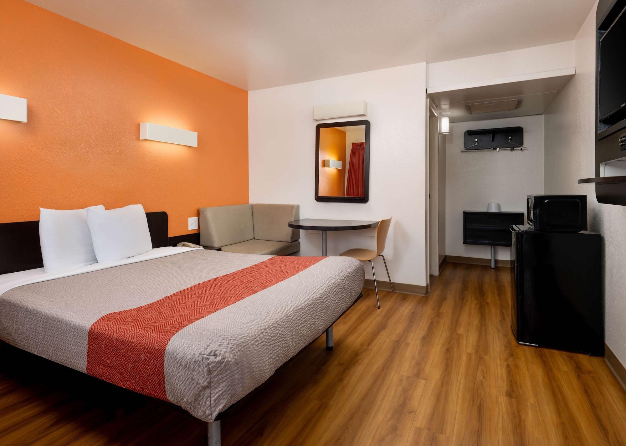 6-pismo Beach, Ca Hotel